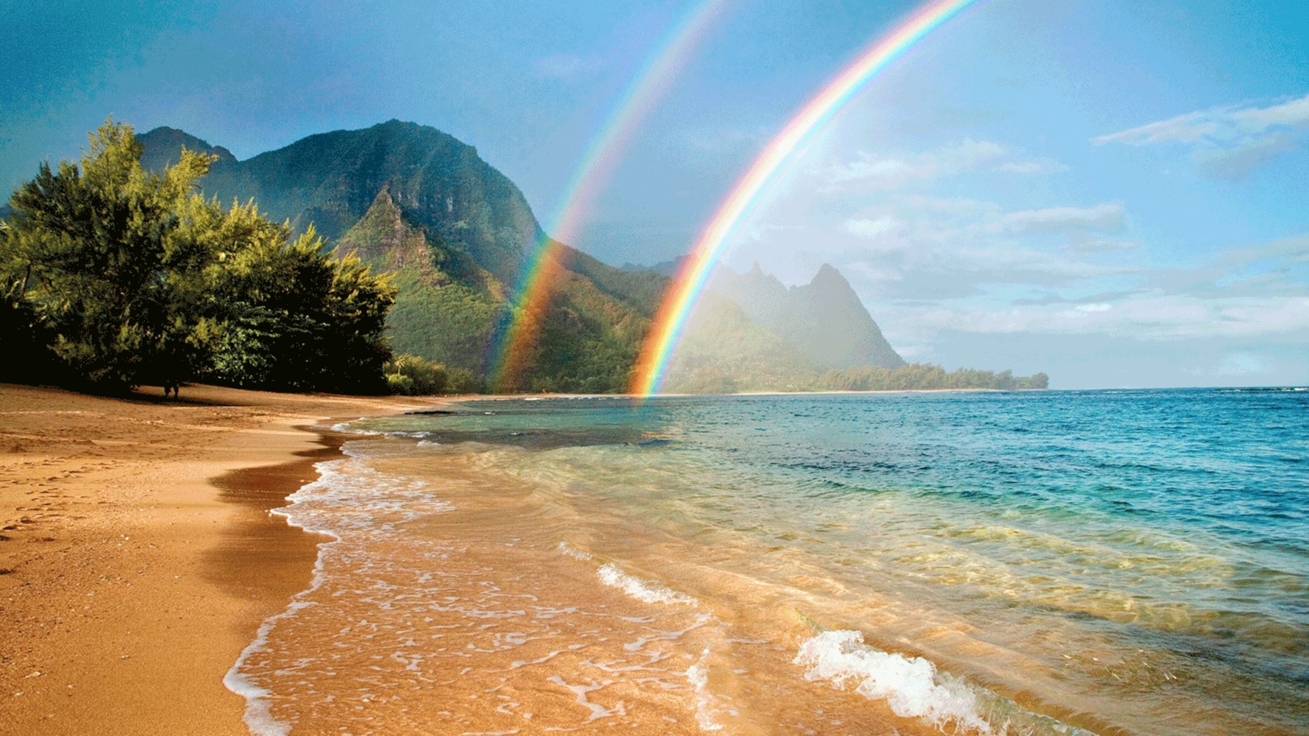 Hawaii: Paradise Found – A Tapestry of Beauty, Culture, and Aloha Spirit